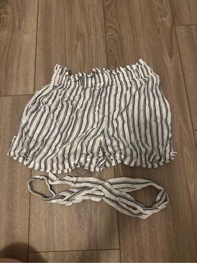 Hollister White Shorts with Navy Vertical Stripes